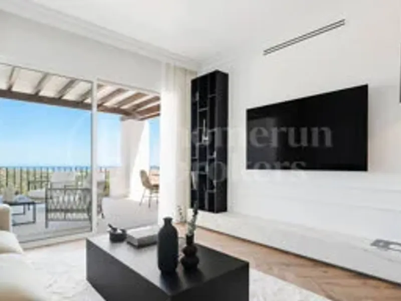 Maison Blanc - Recently Renovated Penthouse in La Quinta