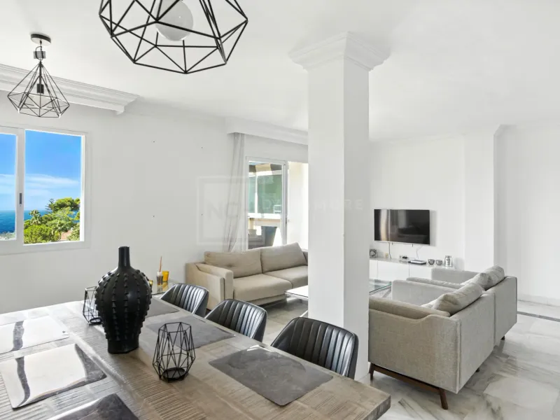 3-BEDROOM PENTHOUSE WITH SEA VIEWS IN PINOS DE NAGUELES