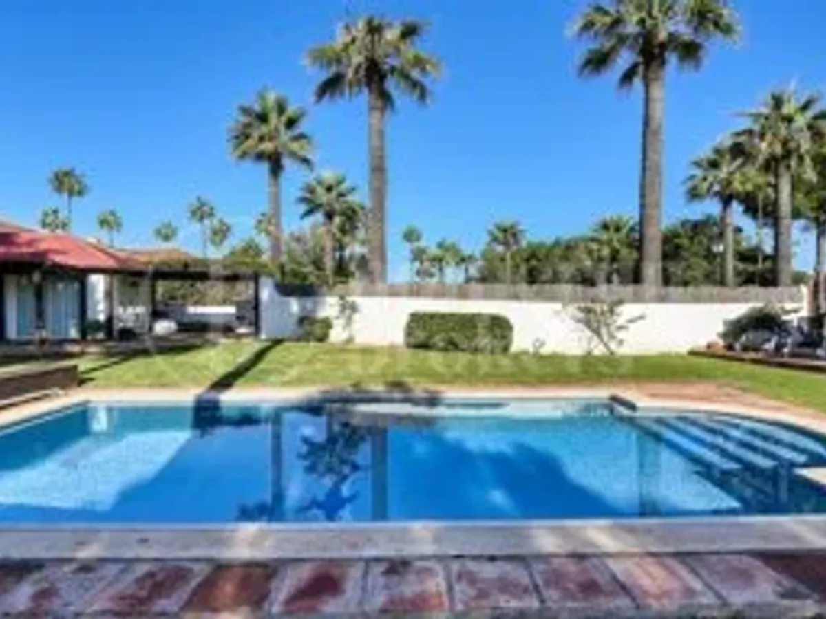 Villa Iroko - Spacious Family Home in Sotogrande