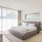 Beachside Contemporary Villa near Malibu Puerto Banus 7