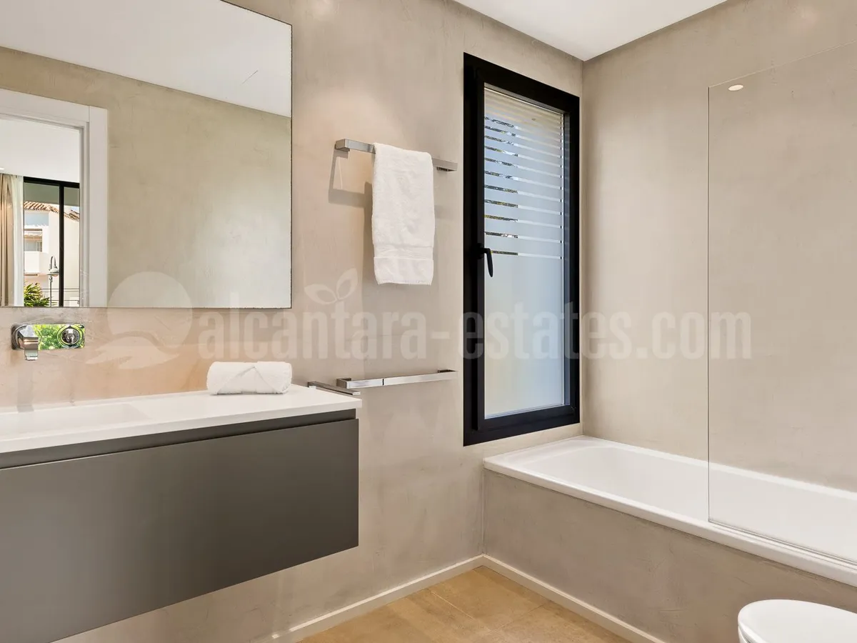 Beachside Contemporary Villa near Malibu Puerto Banus