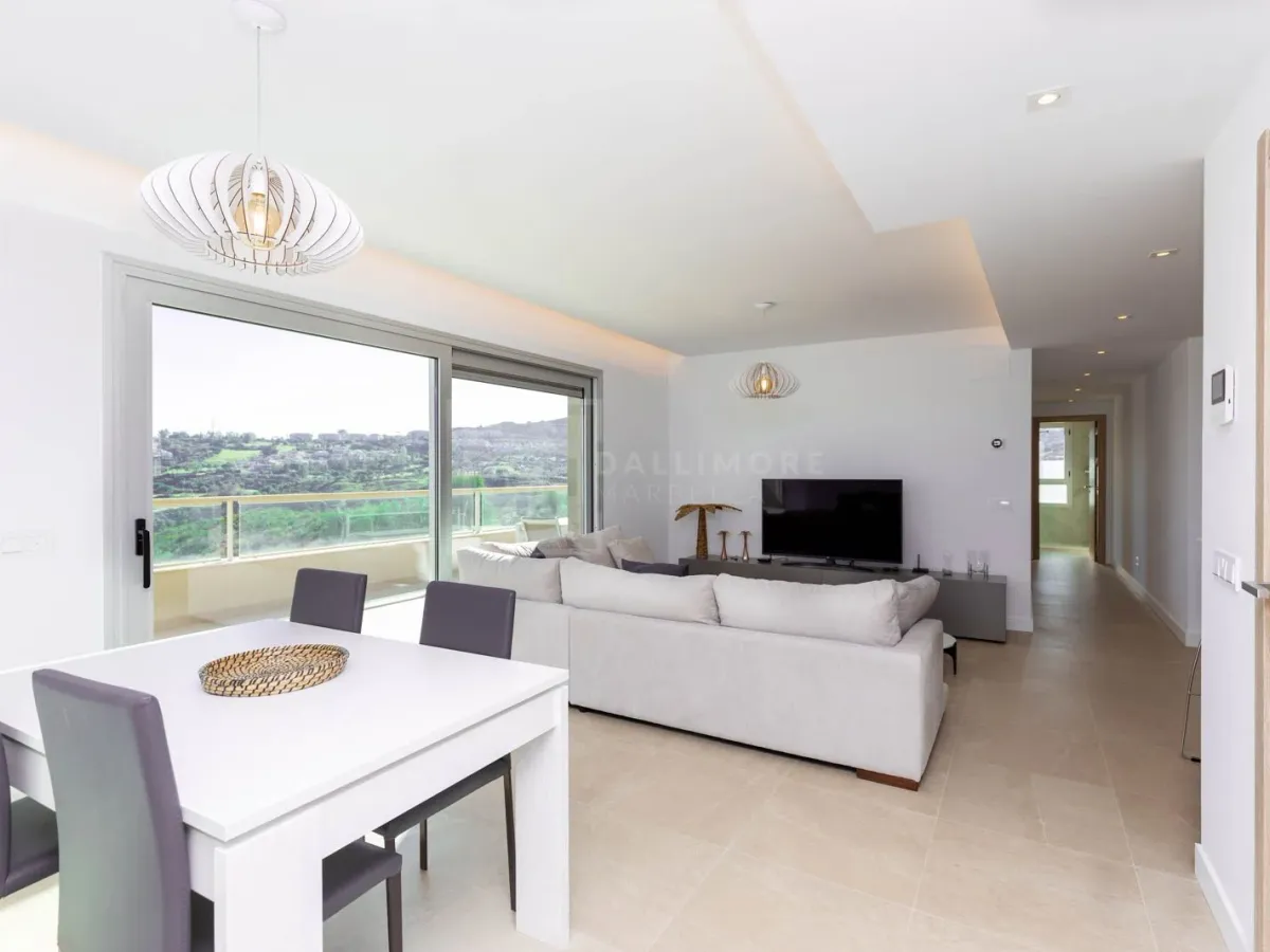 3-Bedroom South-Facing Penthouse in La Cala Golf