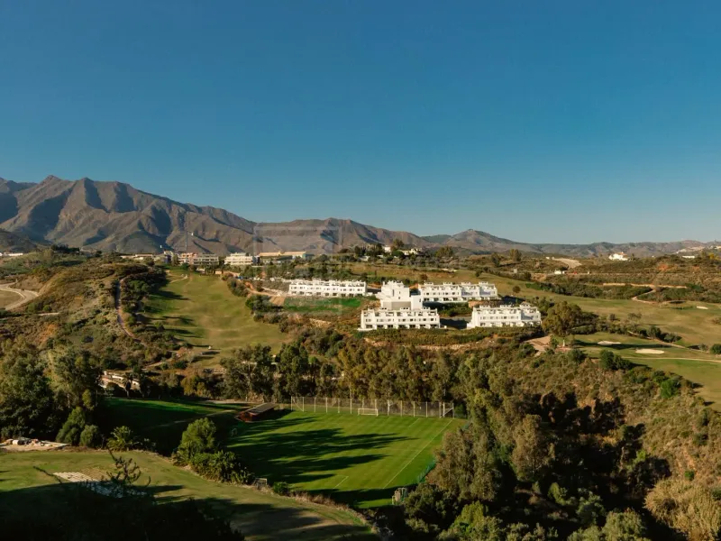 3-Bedroom South-Facing Penthouse in La Cala Golf