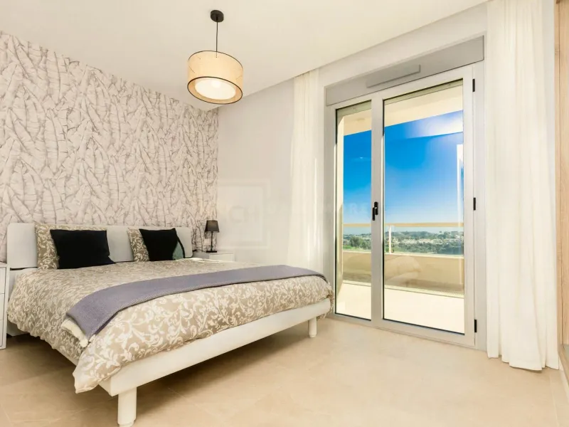 3-Bedroom South-Facing Penthouse in La Cala Golf