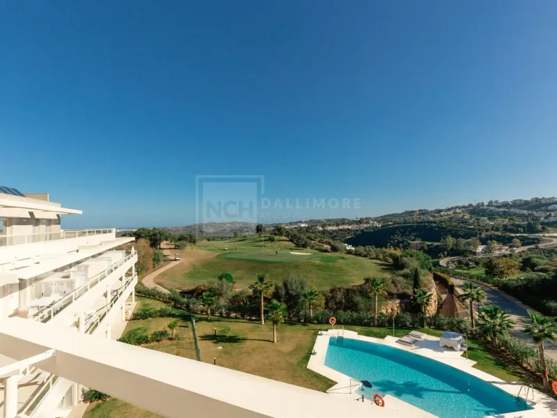 3-Bedroom South-Facing Penthouse in La Cala Golf
