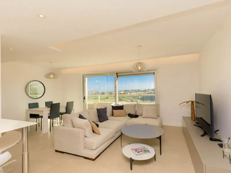 3-Bedroom South-Facing Penthouse in La Cala Golf