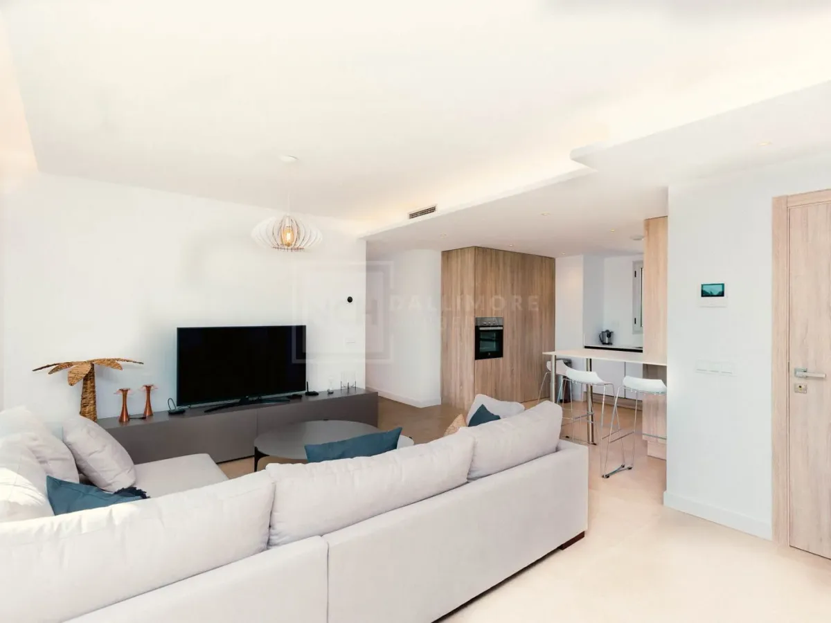 3-Bedroom South-Facing Penthouse in La Cala Golf