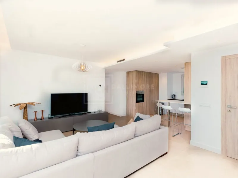 3-Bedroom South-Facing Penthouse in La Cala Golf