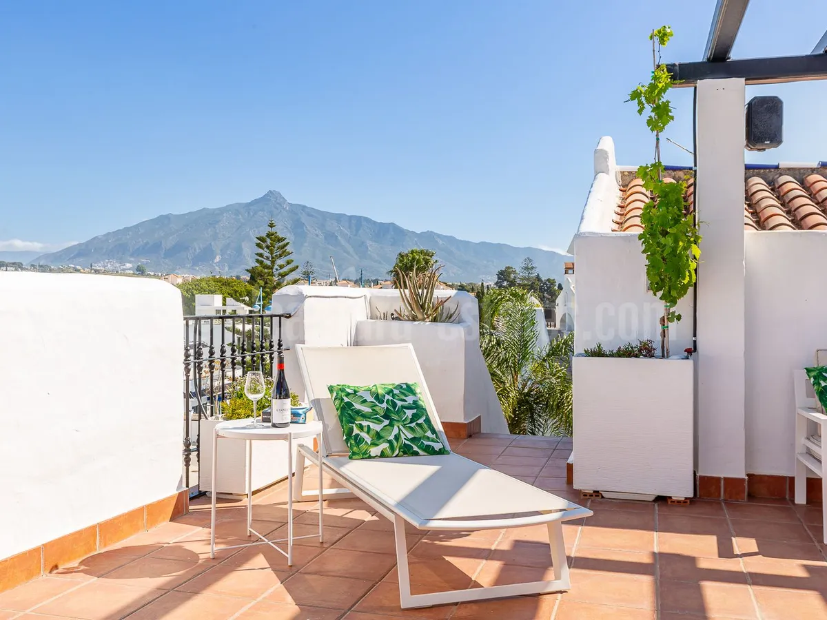 PENTHOUSE FOR SALE IN LA RADA FRONTLINE DEVELOPMENT SAN PEDRO BEACH