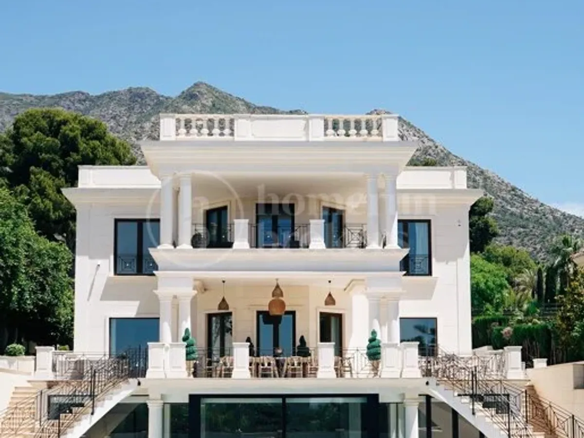 Villa Noura Sky - Moden Luxury Villa in Marbella Golden MIle