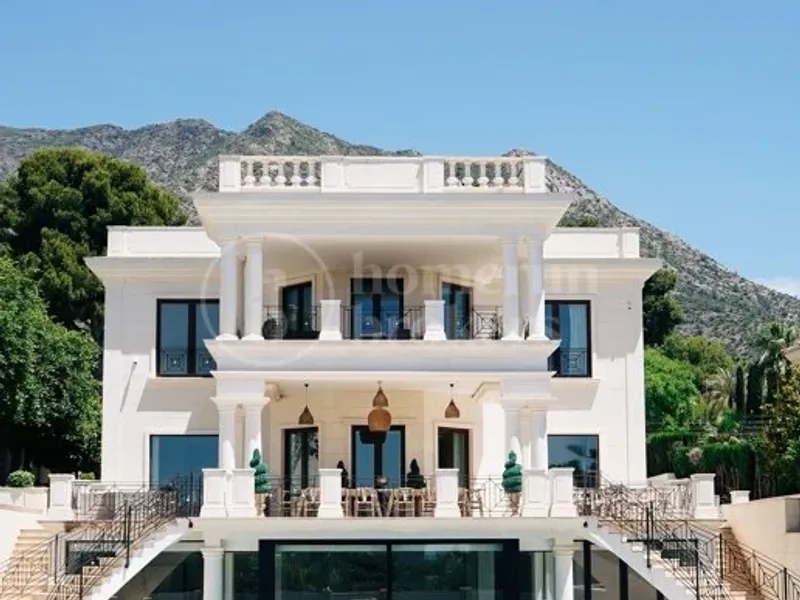 Villa Noura Sky - Moden Luxury Villa in Marbella Golden MIle