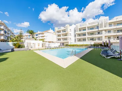 Penthouse with solarium on San Pedro Beach