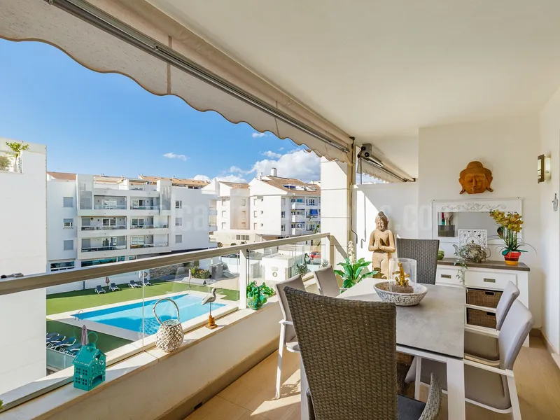 Penthouse with solarium on San Pedro Beach