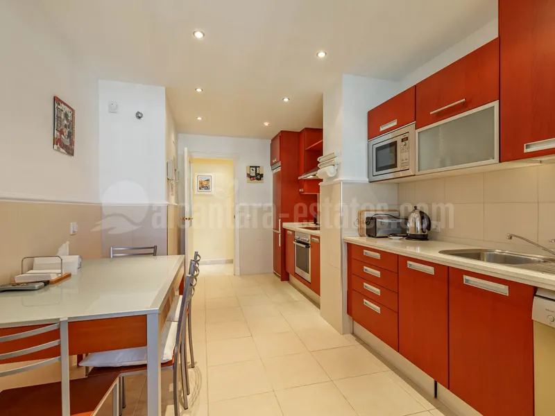 South west facing first floor apartment in La Rada, frontline San Pedro Beach