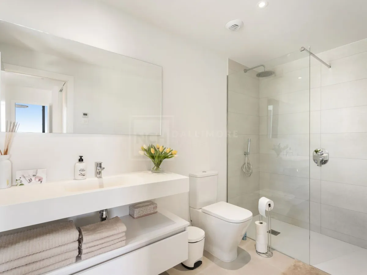 MODERN TWO-BEDROOM COASTAL PENTHOUSE WITH SEA VIEWS AND LUXURY FINISHES