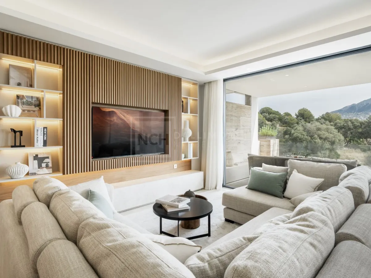 3-BEDROOM PENTHOUSE IN NUEVA ANDALUCIA MARBELLA