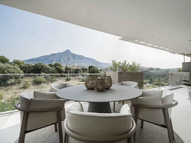 3-BEDROOM PENTHOUSE IN NUEVA ANDALUCIA MARBELLA
