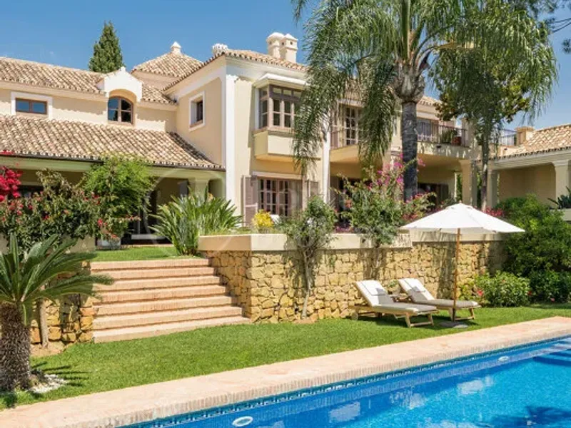 Villa Marbella – Luxury Mansion with Panoramic Views