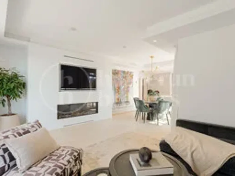 Penthouse Horizon - Elegant Three-Bedroom Duplex with Sea Views in San Pedro