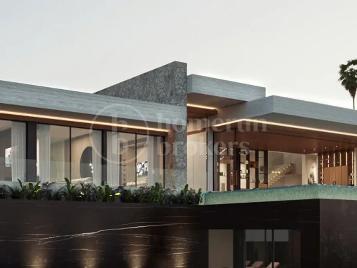 Villa Skyfall - Golf Front 5-Bedroom Villa in El Herrojo, La Quinta