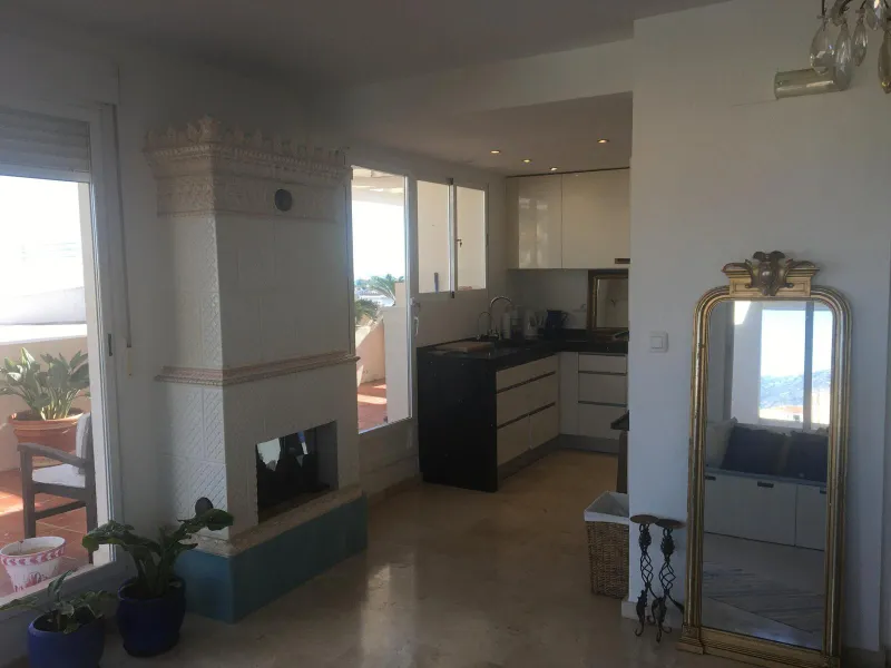 Bright Sea-View Duplex Penthouse Near the Boulevard in San Pedro de Alcántara