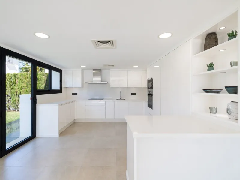 Contemporary Villa with Private Pool in Alta Vista, San Pedro de Alcántara