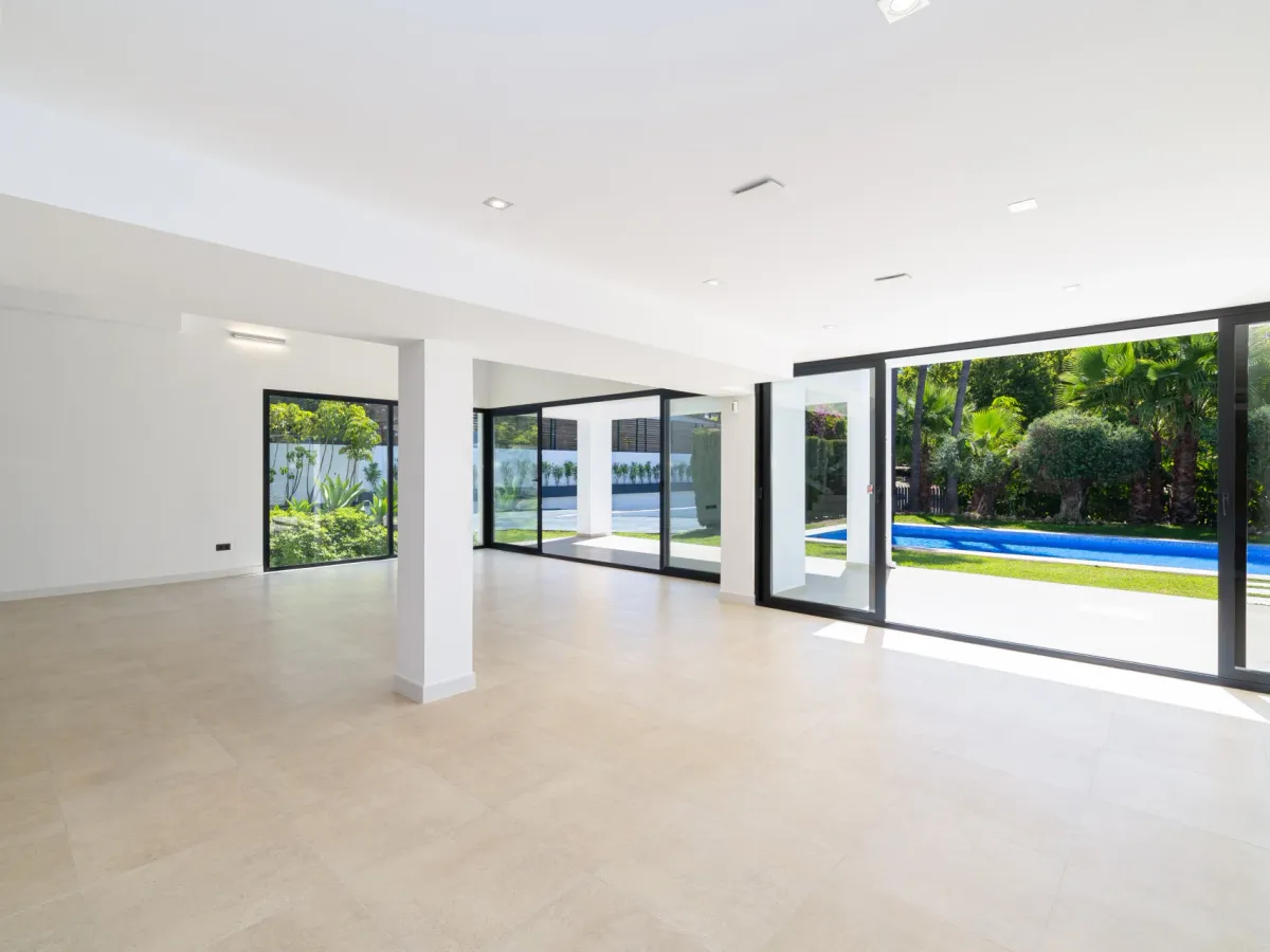 Contemporary Villa with Private Pool in Alta Vista, San Pedro de Alcántara