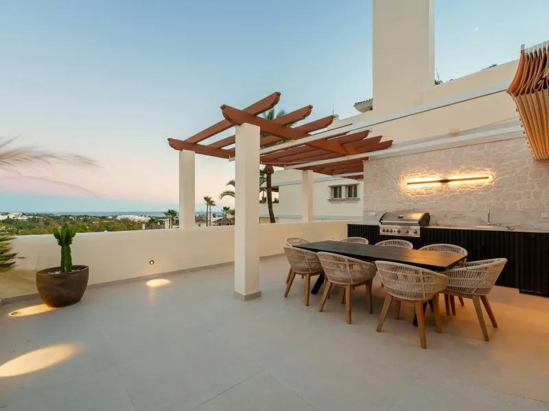 Luxury Duplex Penthouse with Private Pool and Panoramic Sea Views in Nueva Andalucía