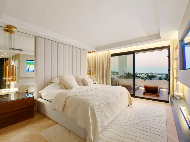 Luxury Duplex Penthouse with Private Pool and Panoramic Sea Views in Nueva Andalucía