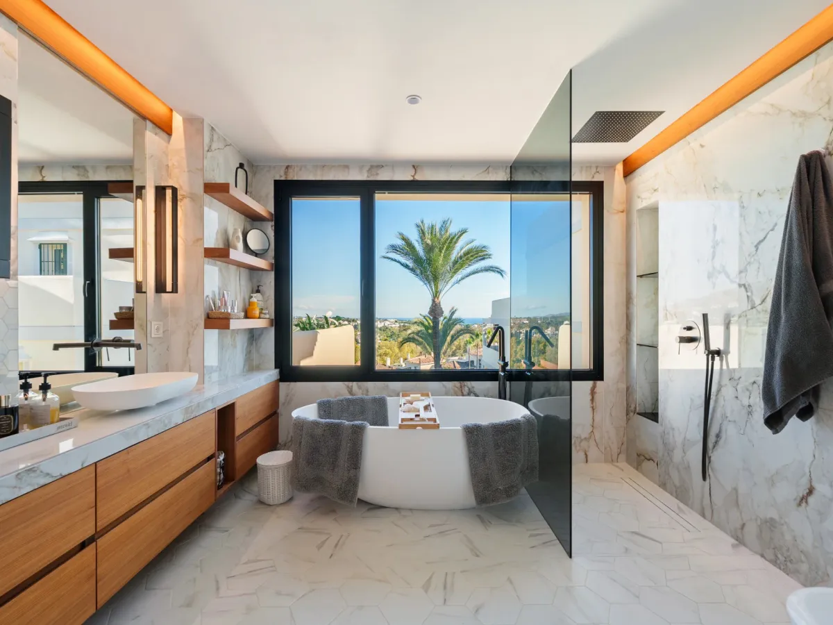 Luxury Duplex Penthouse with Private Pool and Panoramic Sea Views in Nueva Andalucía