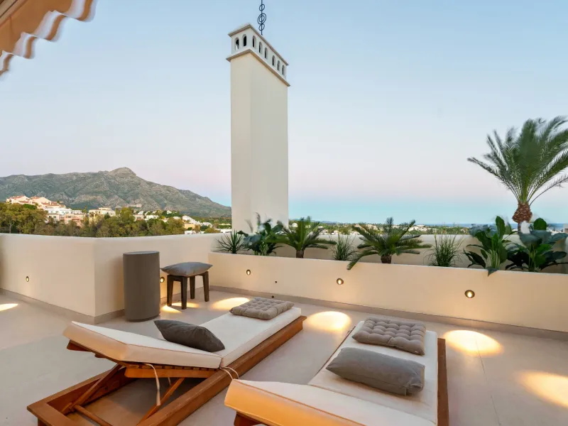 Luxury Duplex Penthouse with Private Pool and Panoramic Sea Views in Nueva Andalucía