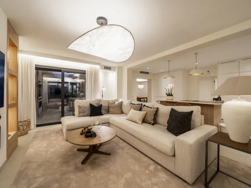 Fully Renovated Beachside Villa in San Pedro de Alcántara with Five En-Suite Bedrooms