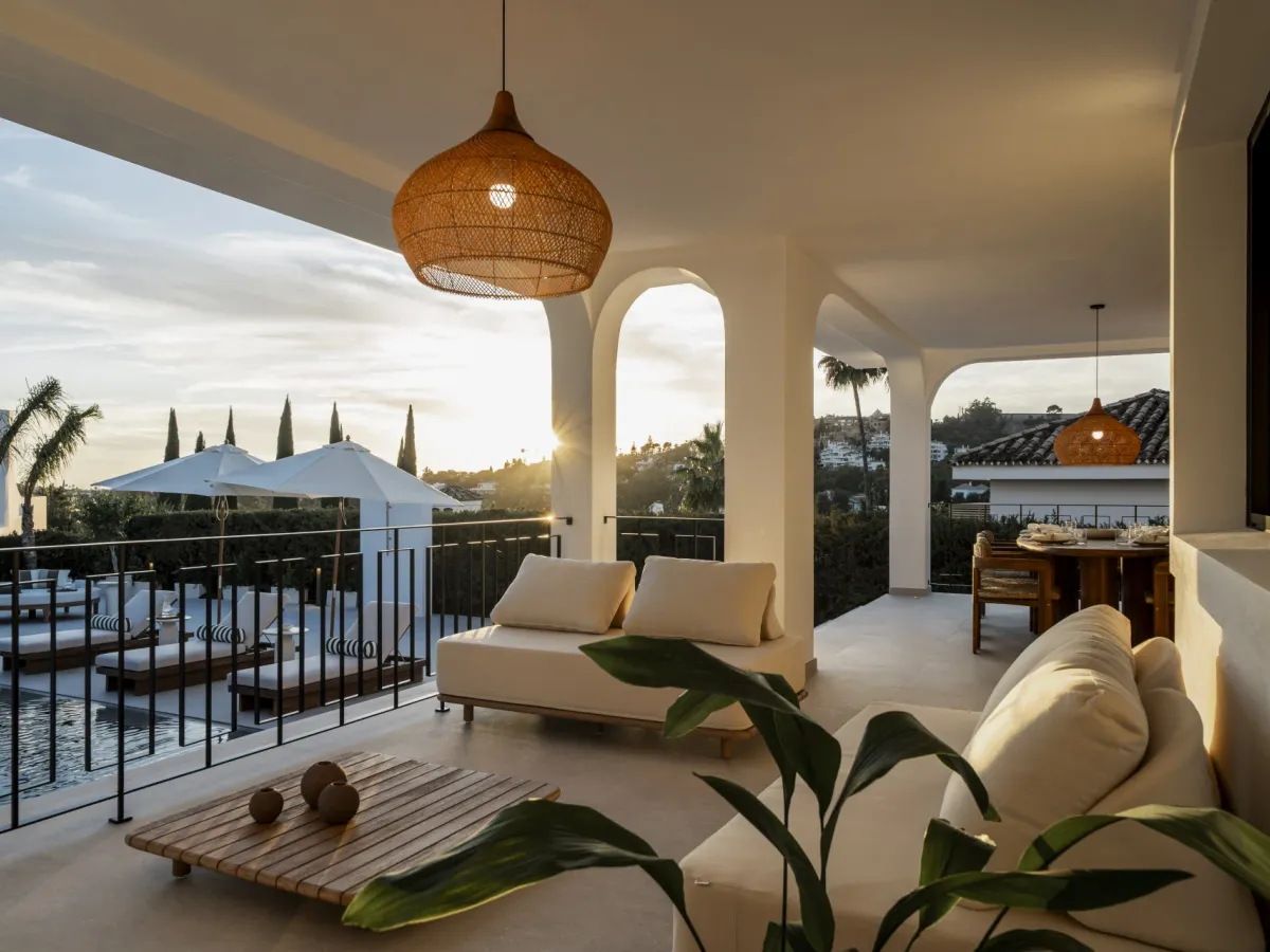 Renovated Luxury Villa in Nueva Andalucía with Golf & Sea Views and Private Spa