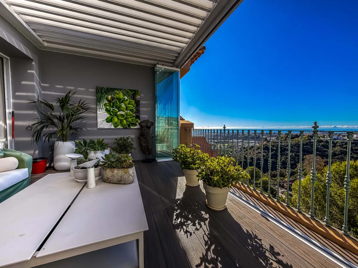Exclusive Penthouse with Panoramic Sea Views in Monte Halcones
