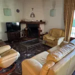 Charming Villa with Great Potential in Paraiso Medio 4