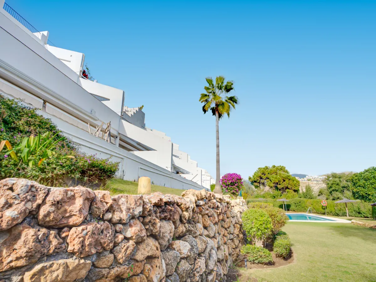 Impeccably refurbished, elevated south east facing ground-floor apartment located in the prestigious La Quinta Golf, Benahavis