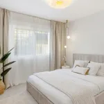 Impeccably refurbished, elevated south east facing ground-floor apartment located in the prestigious La Quinta Golf, Benahavis 7