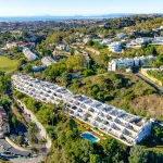 Impeccably refurbished, elevated south east facing ground-floor apartment located in the prestigious La Quinta Golf, Benahavis 11