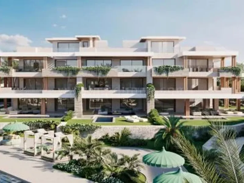 Beachfront Luxury Penthouse in Estepona