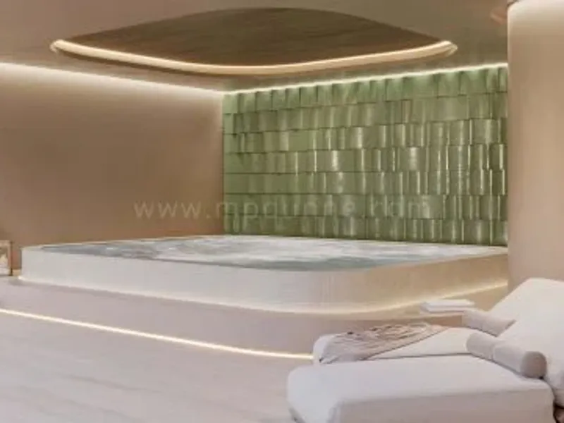 Beachfront Luxury Penthouse in Estepona