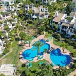 3-4 bedroom corner townhouse in the gated complex of Mirador del Paraiso 1
