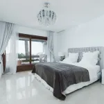 3-4 bedroom corner townhouse in the gated complex of Mirador del Paraiso 11