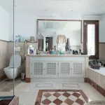 3-4 bedroom corner townhouse in the gated complex of Mirador del Paraiso 13