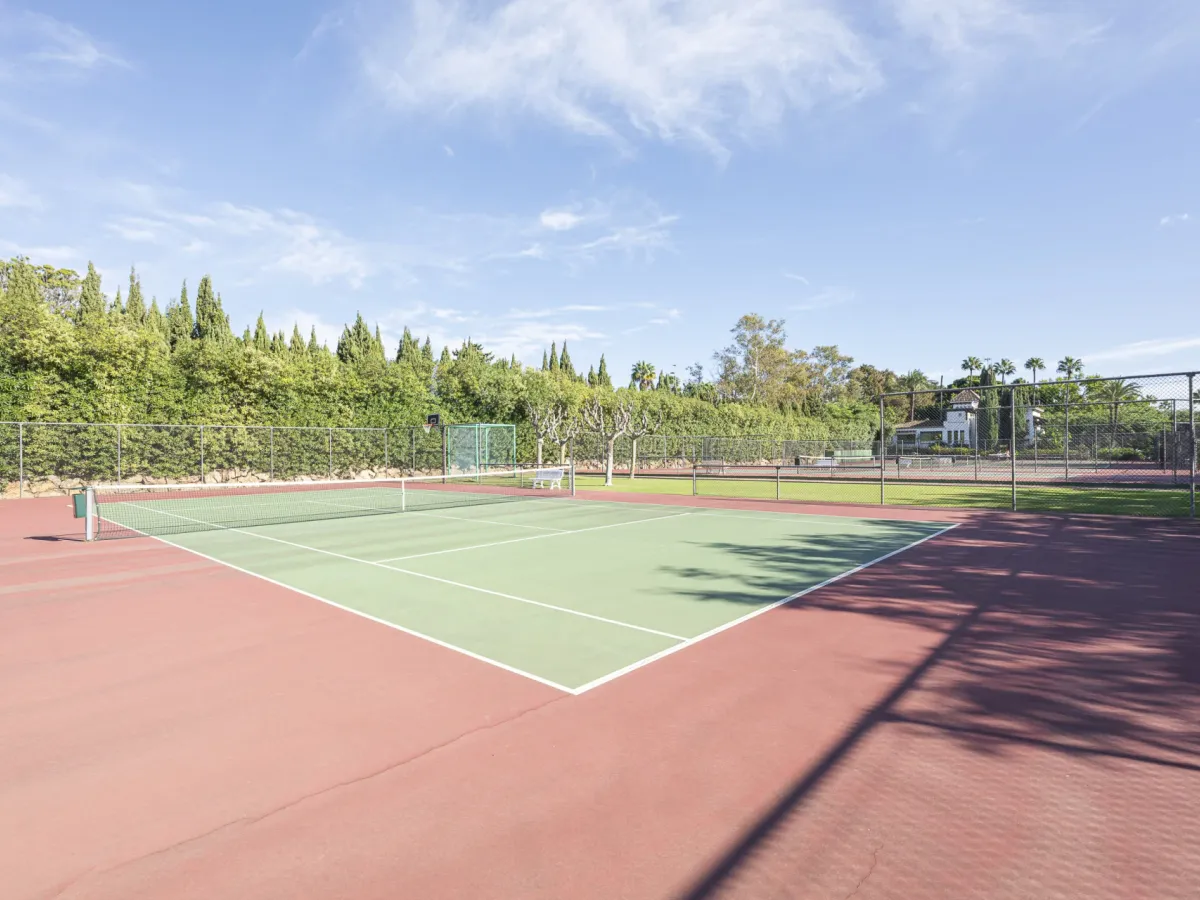 Prime Alcazaba Beach Frontline Apartment — Complete Luxury Refurbishment Delivered in 2026