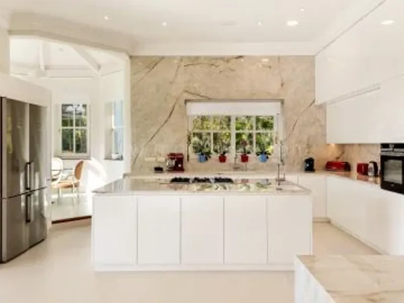 Luxury Villa in La Zagaleta with Sea-Views