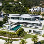 Modern Luxury Villa with Panoramic Views in El Madroñal 2