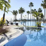 Beachfront Elegance on the New Golden Mile – Stylish 2-Bedroom Apartment in Mar Azul, Estepona 1