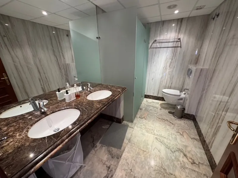 Beachfront Elegance on the New Golden Mile – Stylish 2-Bedroom Apartment in Mar Azul, Estepona