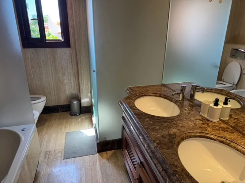 Beachfront Elegance on the New Golden Mile – Stylish 2-Bedroom Apartment in Mar Azul, Estepona