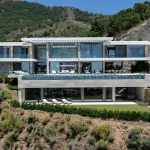Modern Villa with Sea Views in Exclusive La Zagaleta 2